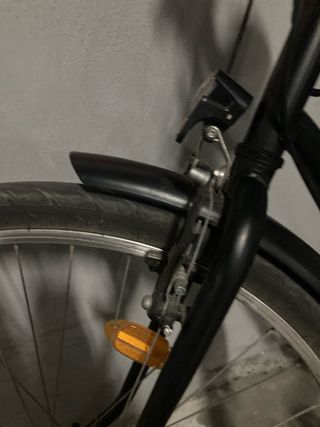 Bicicleta Paseo ELOPS Negra cesta incluida 