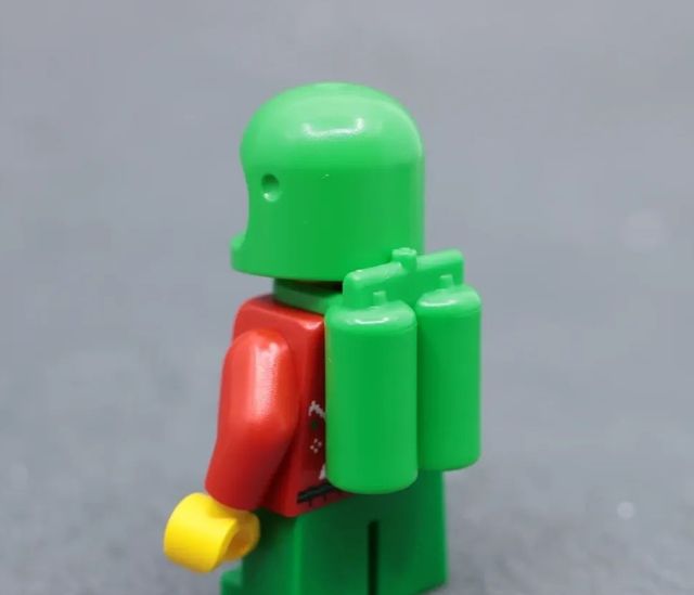 Lego bombole + casco light Green 