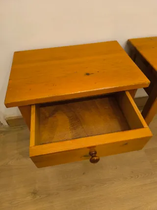 Mesitas de noche de madera (2 unidades)