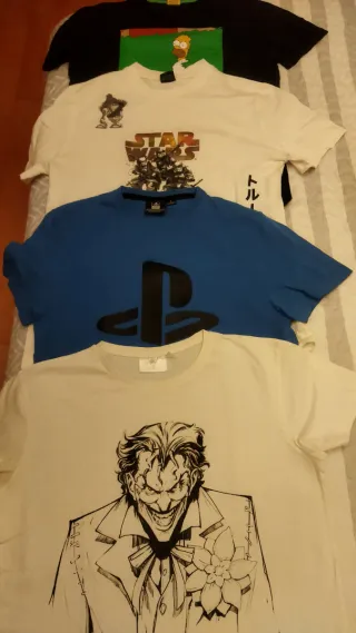 Camisetas Variadas (Negra, Azul, Blanca)