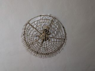 Lámpara araña cristal y metal dorado