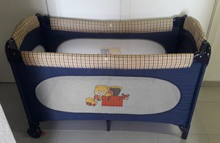 Cuna de viaje plegable