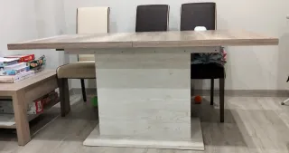 Mesa de comedor extensible madera + sillas