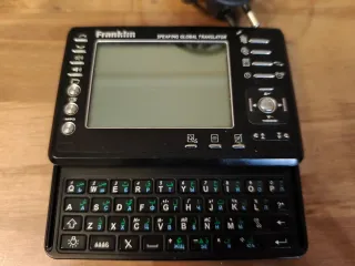 Traductor Electrónico Franklin Global
TGA-495