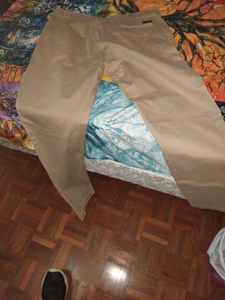 Pantalón beige