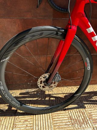 Bicicleta de carretera Trek emonda alr6 