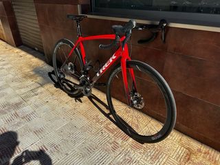 Bicicleta de carretera Trek emonda alr6 