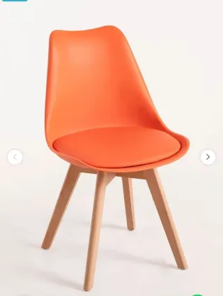 Juego de 4 Sillas Naranja y Madera