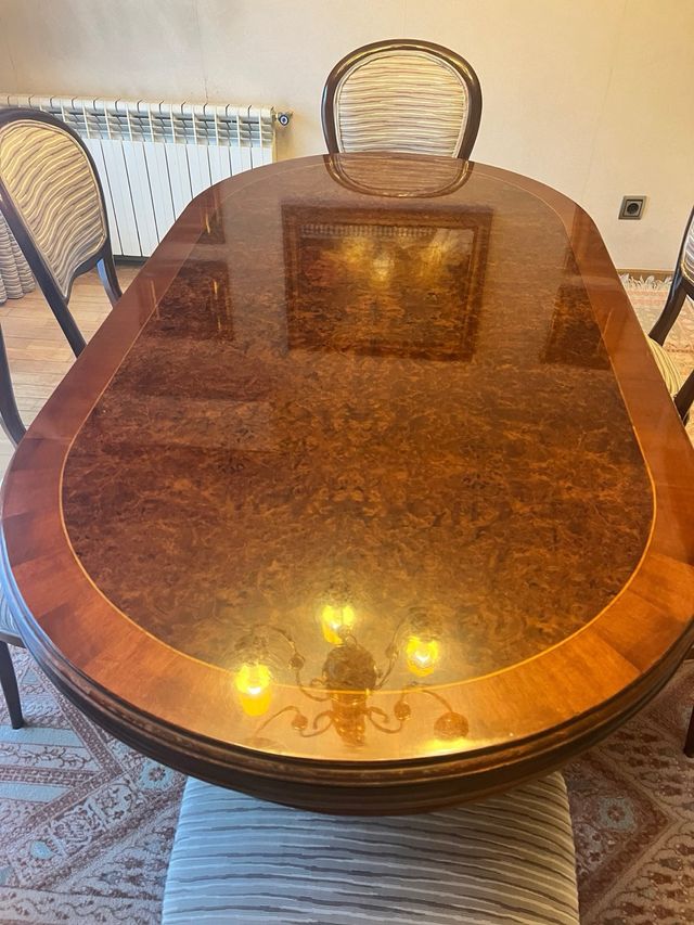 Conjunto mesa y 6 sillas comedor