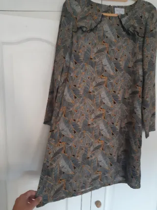 Vestido estampado hojas 