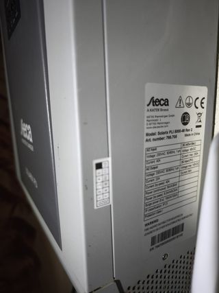 Kit Fotovoltaico: Placas, Inversor y Baterías
