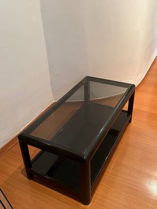 Mesa auxiliar cristal y plástico negra
