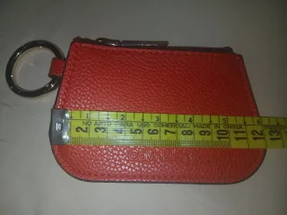 Monedero Llavero Calvin Klein, rojo y negro.