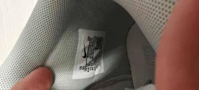 Nike Dunk High SE Gris/Blanco