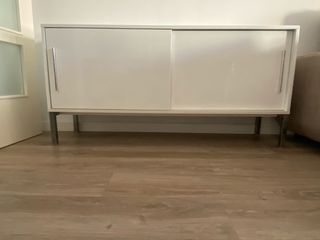 Aparador lacado en Blanco Torsby de ikea