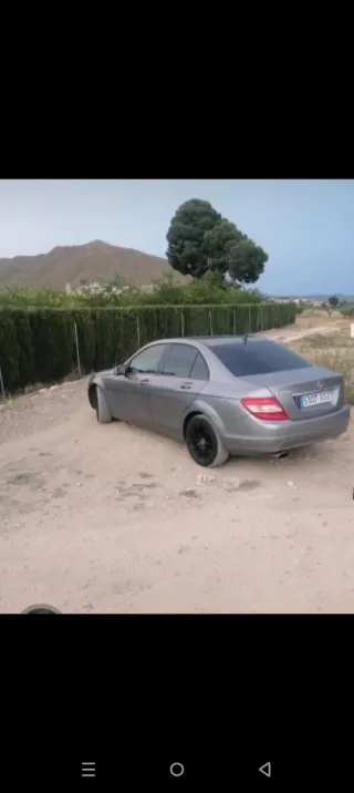 Mercedes-Benz c 200 2010