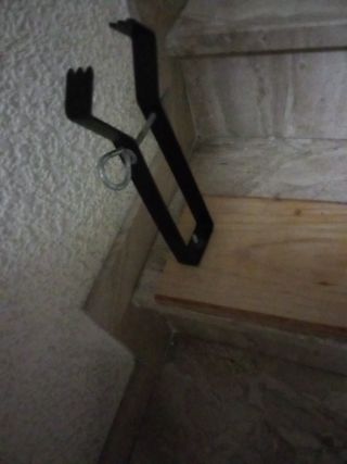 Jamonero de madera y metal 40x16cm