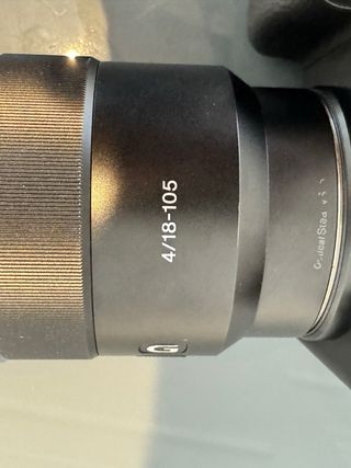 Cámara Sony A6400 + Sony E 18-105mm F/4