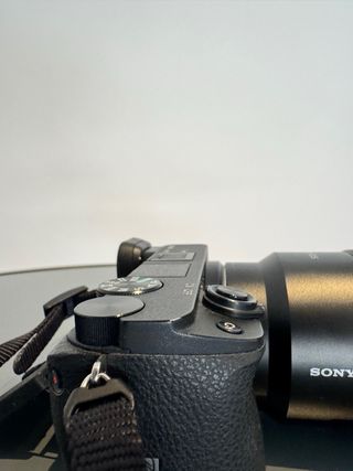 Cámara Sony A6400 + Sony E 18-105mm F/4