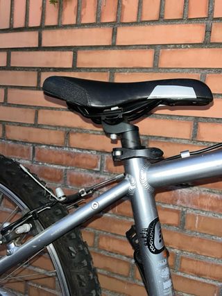 Bicicleta Rockrider 5.2 gris