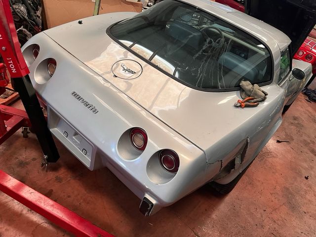 Chevrolet Corvette C3 Manual 1979