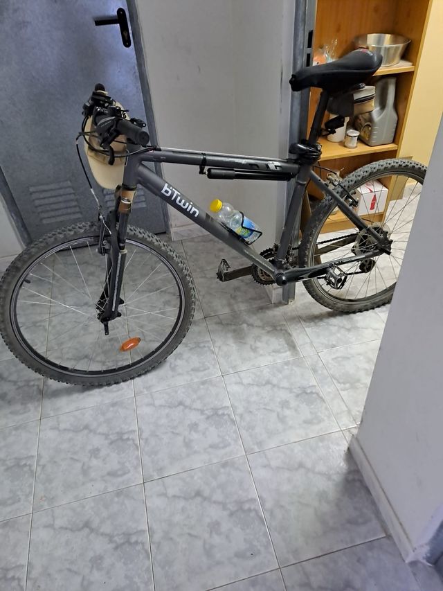 Bicicleta Btwin Gris