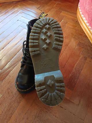 Botas Dr.Martens plataforma negras Talla 39