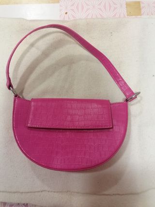 Bolso rosa fucsia efecto piel cocodrilo 