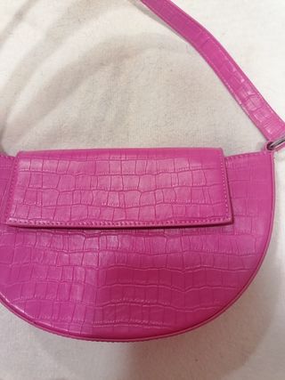 Bolso rosa fucsia efecto piel cocodrilo 