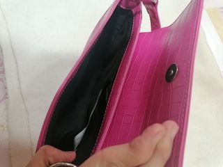 Bolso rosa fucsia efecto piel cocodrilo 