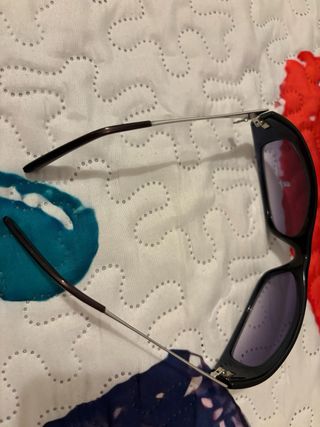 Funda y gafas Tous negras