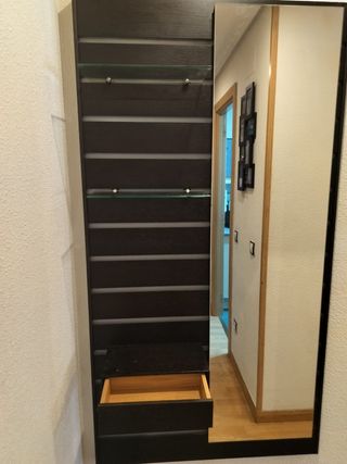 Mueble recibidor madera y espejo