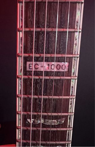 ESP LTD EC-1000 Negra - Impecable