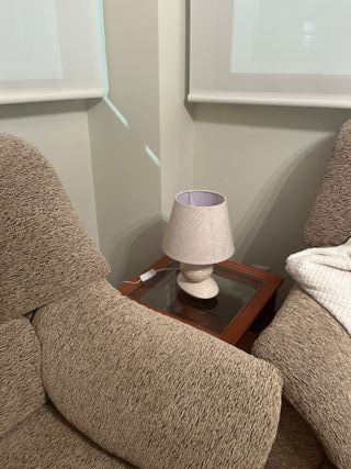 Mesa auxiliar madera y cristal