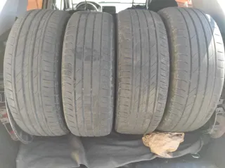 Llantas con neumáticos