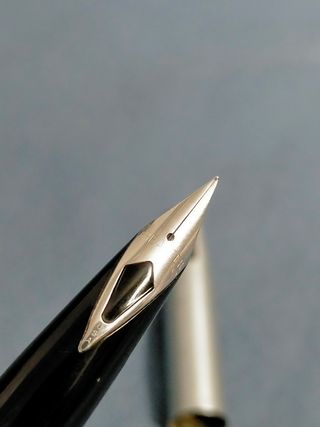 Pluma sheaffer 440 fine made in USA