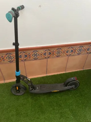Patinete eléctrico infantil