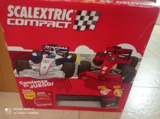 Scalextric Compact Coches de Carreras 1:43