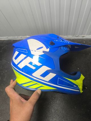 Casco Motocross  ufo talla XL 