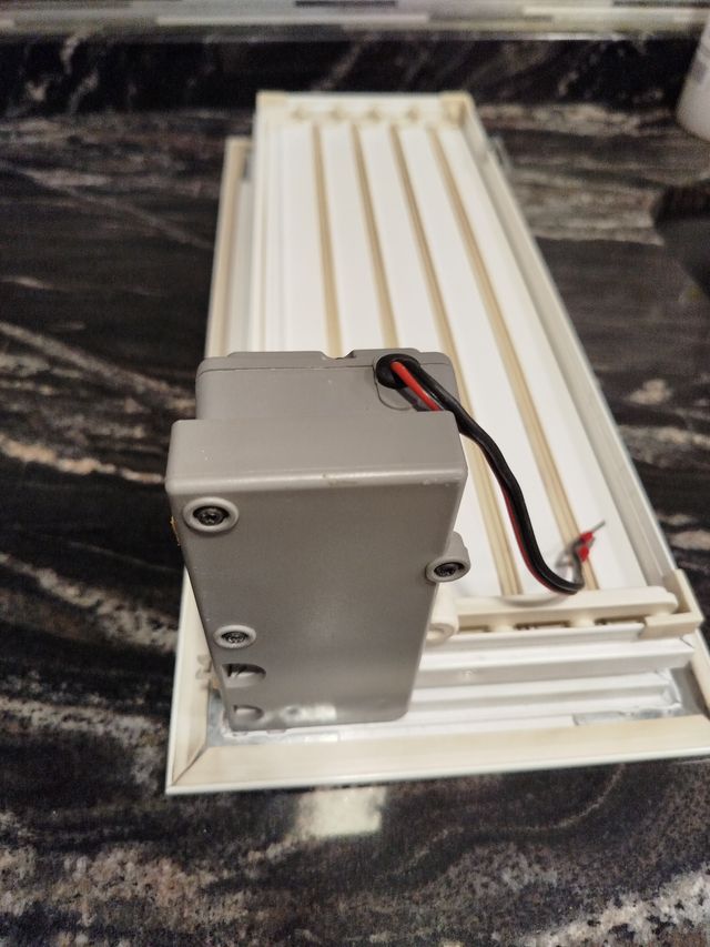 Rejilla Airzone RINT Motorizada 40x15cm