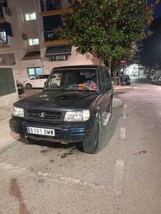 Hyundai galloper 2001
