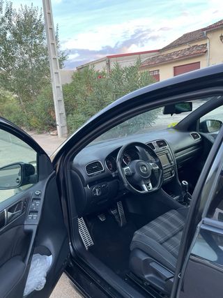 Volkswagen Golf 2011