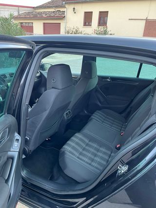 Volkswagen Golf 2011