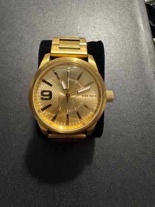 Reloj Diesel Dorado