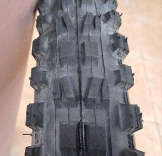 Cubierta Maxxis Minion DH 26x2.50