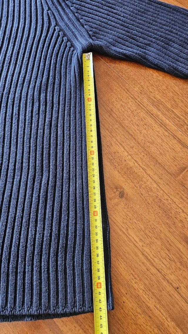 Maglione blu con zip