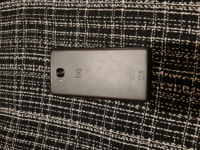 Teléfono móvil BQ U 2 Gris