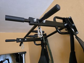 Soporte de pared para dominadas