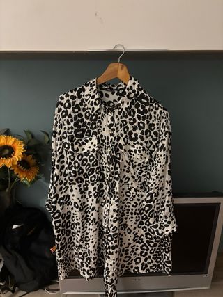 Camisa larga estampado leopardo