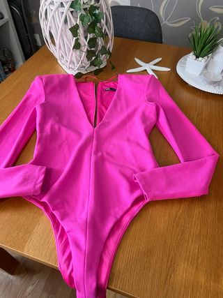 Body Zara Manga Larga Escote Pico Rosa talla s